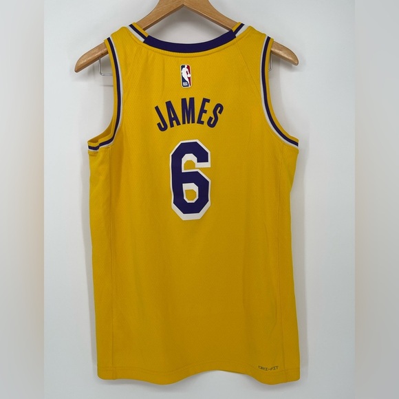 Nike LeBron James #6 Lakers Swingman Jersey Yellow Dri-Fit Size S GM01164502 - Picture 4 of 8